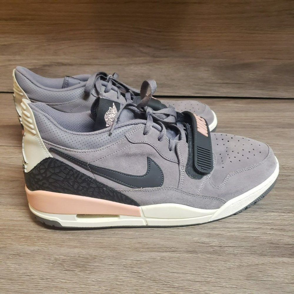 2019 AIR JORDAN LEGACY 312 LOW GUNSMOKE CORAL STARDUST basketball  size 14